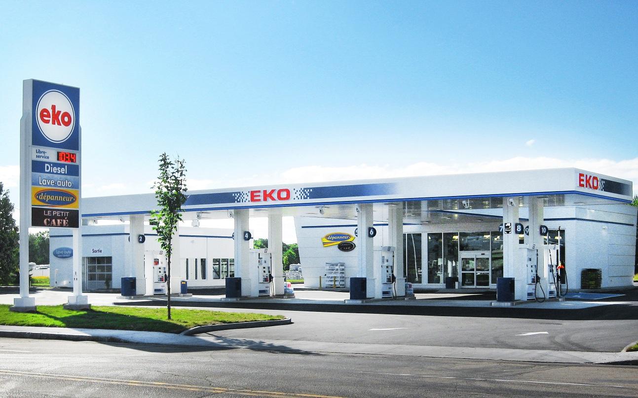 EKO gas station with fuel pumps and café.